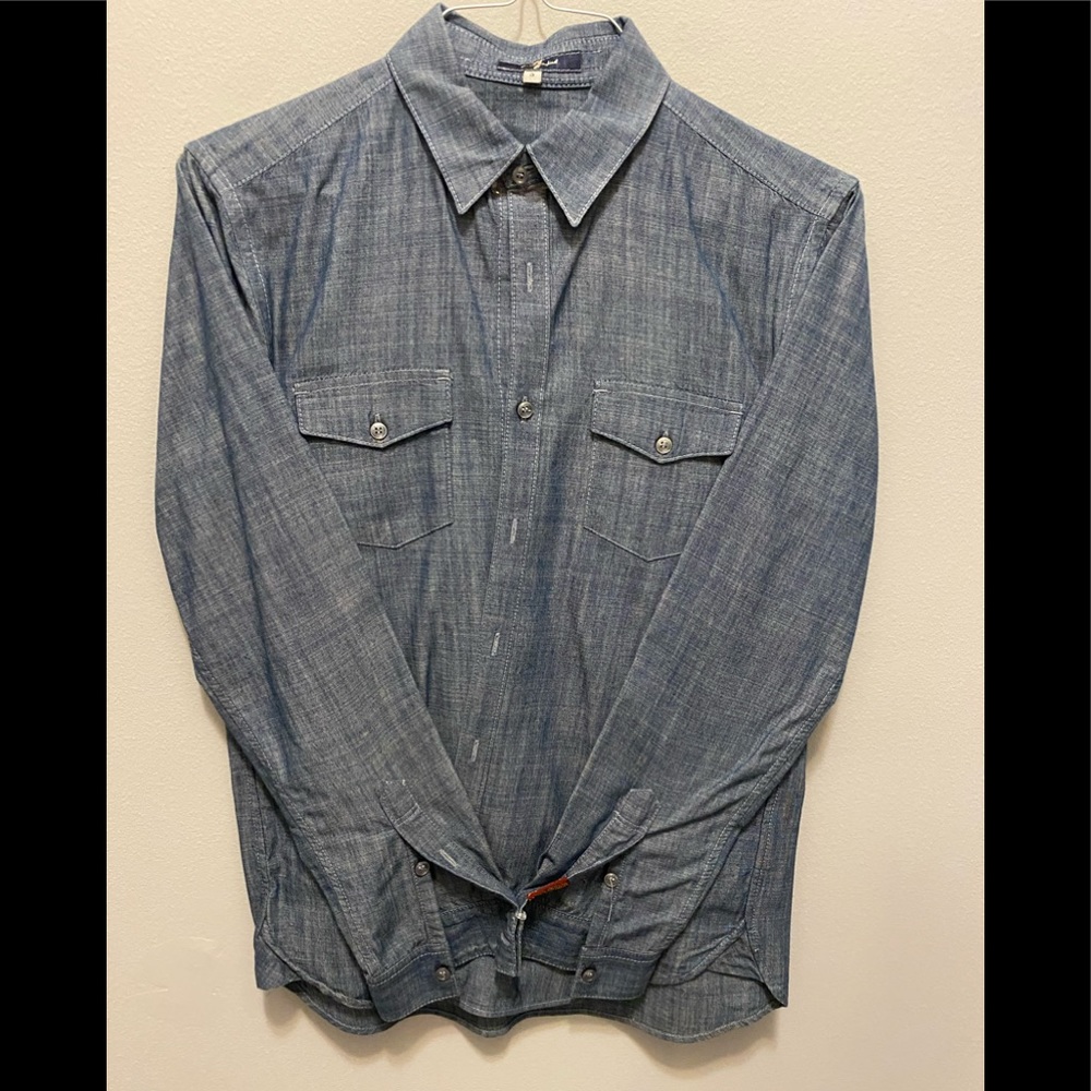 - Men’s 7 for all mankind size small.100% cotton.